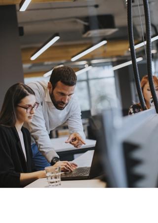 cyber_people © Shutterstock